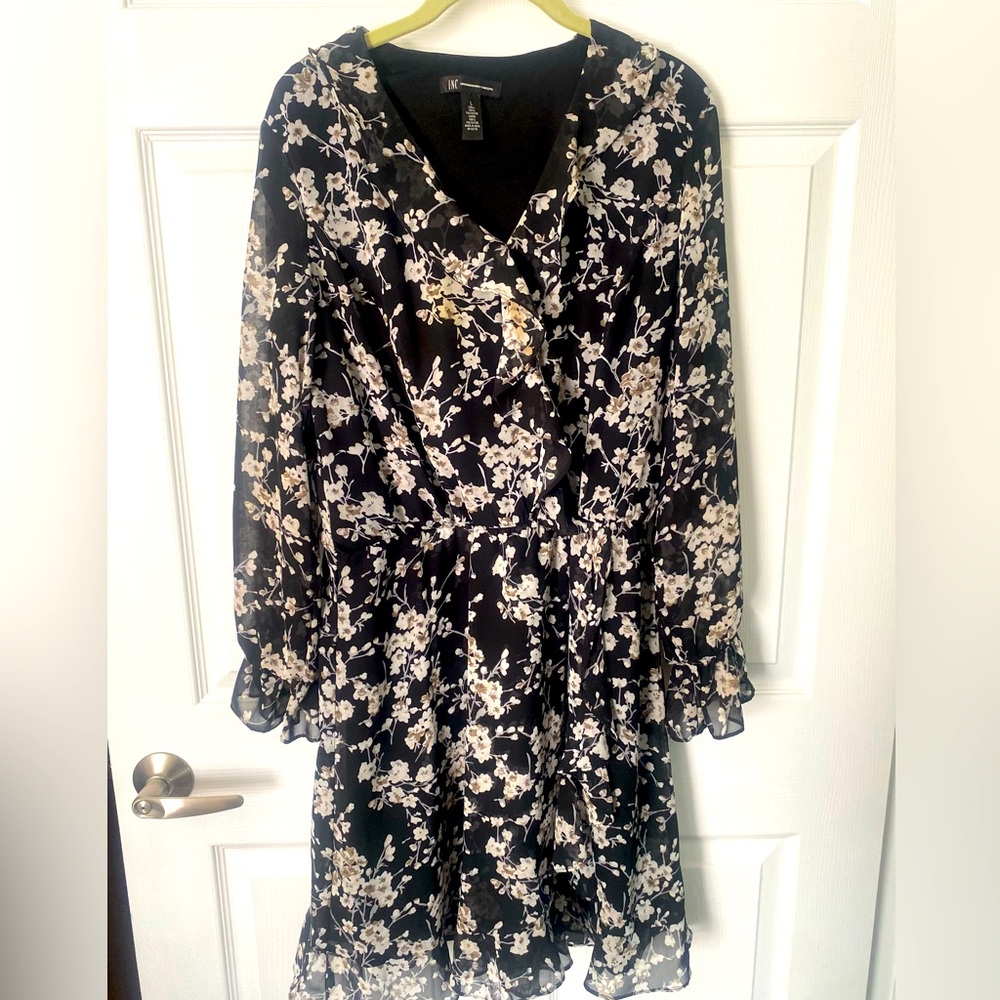 INWOT inc international flower dress
